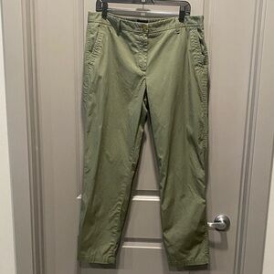 Talbots Women’s Size 12 Relaxed Olive Chinos 98% Cotton
